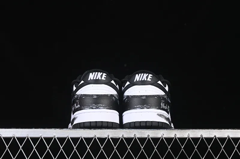 All categories Nk SB Dunk Series Nk SB Dunk Low High-end customized low-top sneakers Nike SB Dunk Low Punk style black and white straps High-end customized low-top casual sneakers DD1391-100